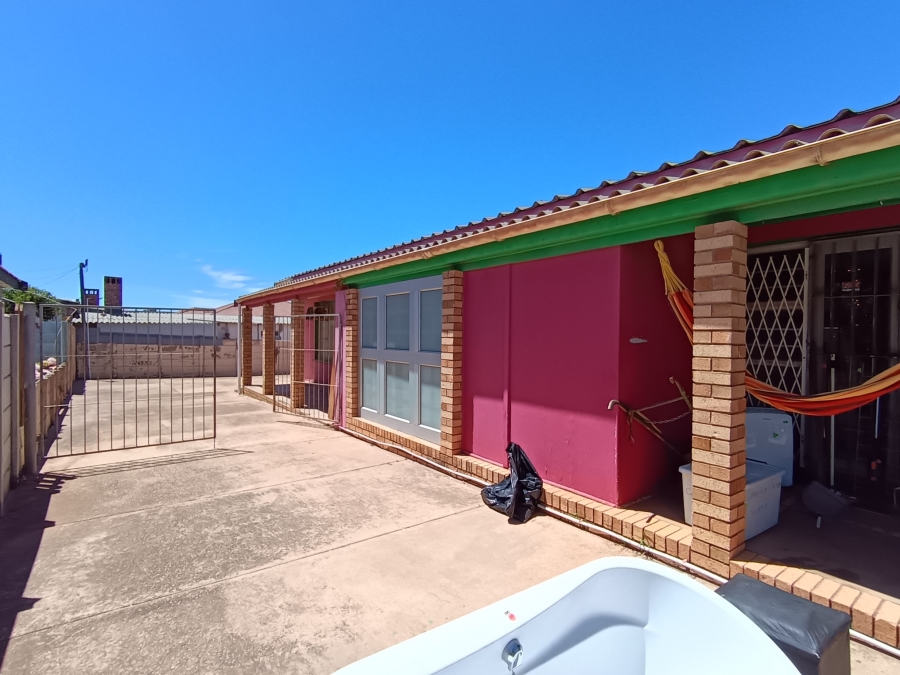 Commercial Property for Sale in Jeffreys Bay Central Eastern Cape